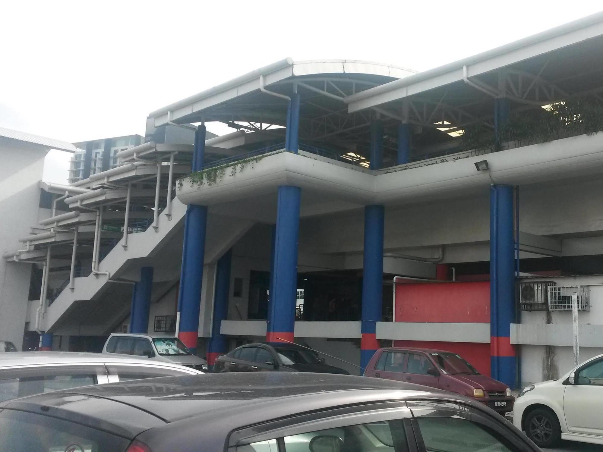 Pudu Bintang 2*